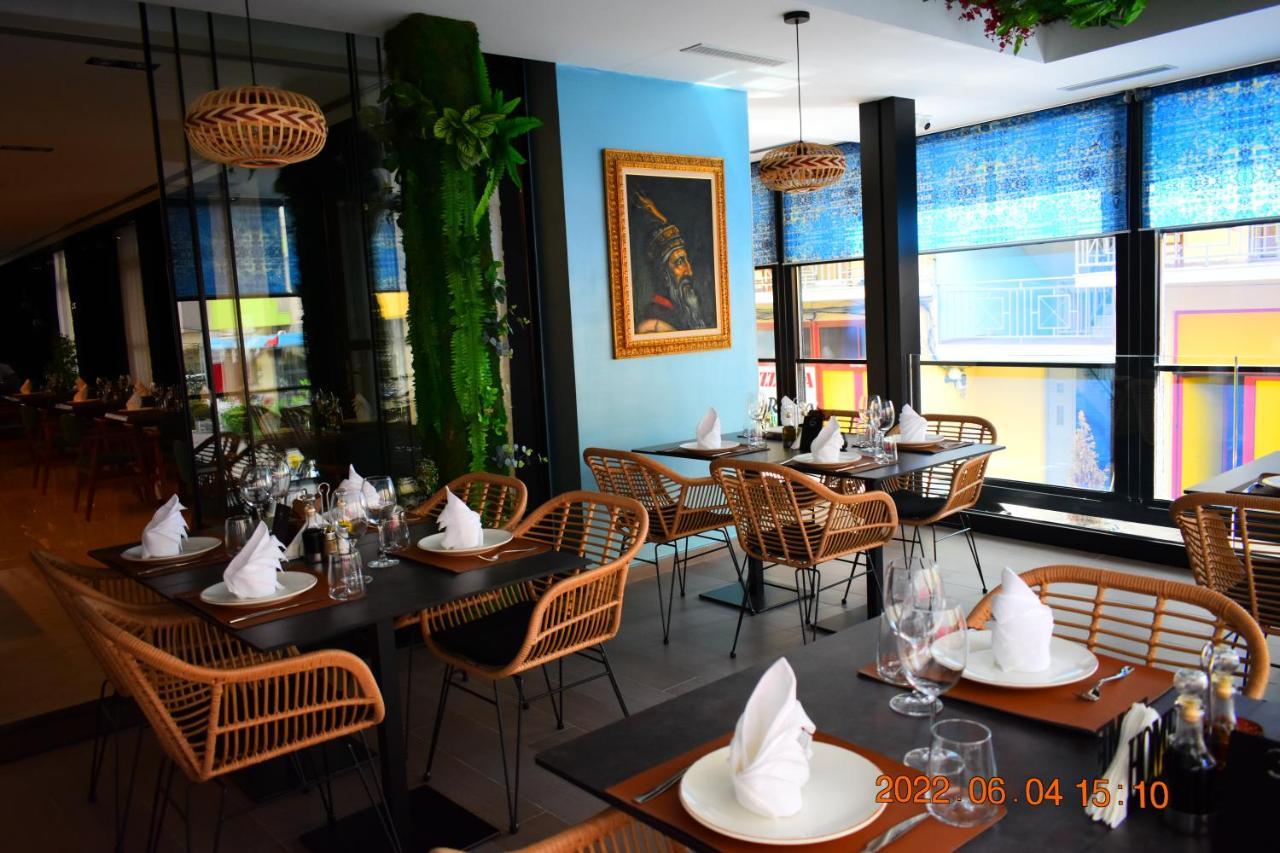 Carpe Diem Apartments-Hotel Shengjin Bagian luar foto