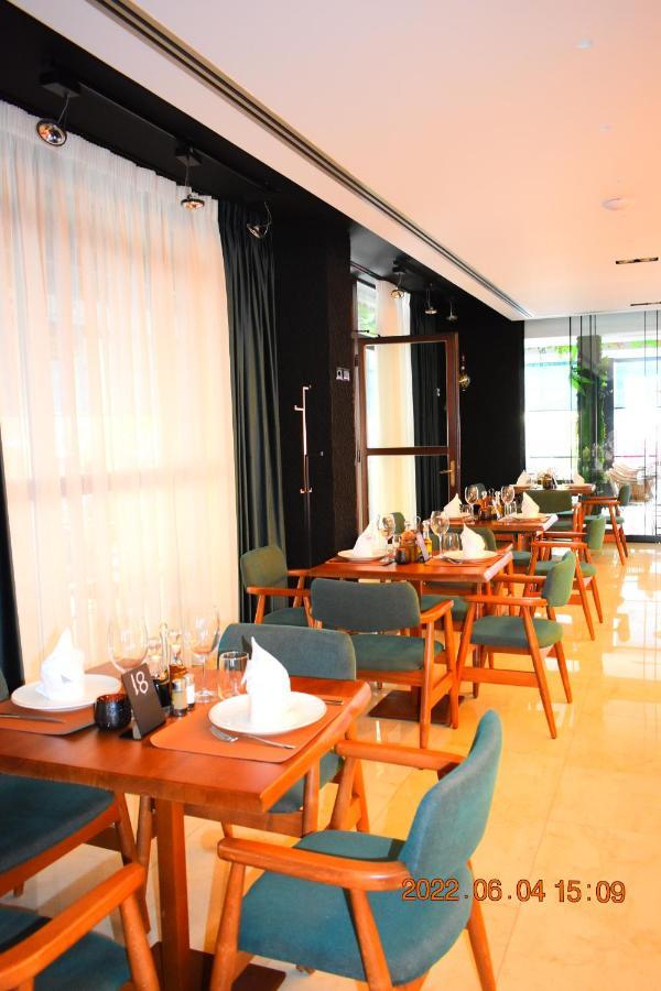 Carpe Diem Apartments-Hotel Shengjin Bagian luar foto