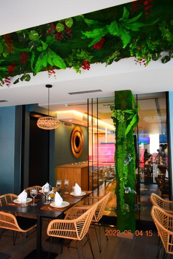Carpe Diem Apartments-Hotel Shengjin Bagian luar foto