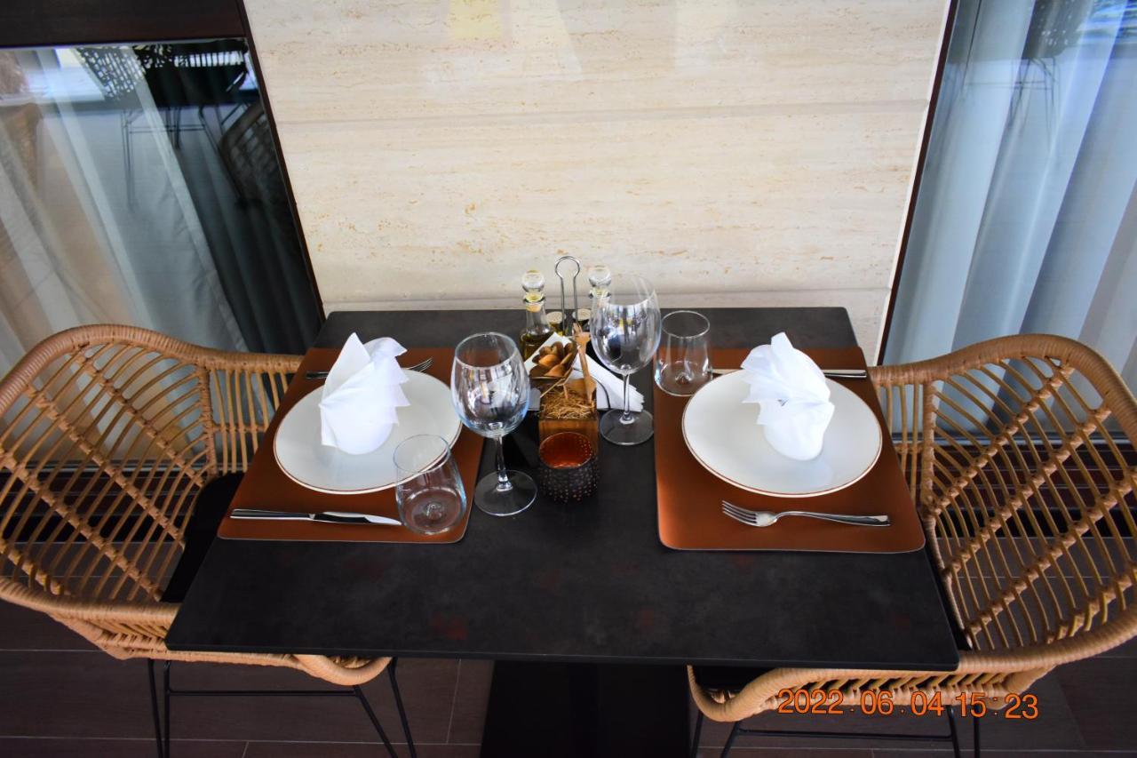Carpe Diem Apartments-Hotel Shengjin Bagian luar foto