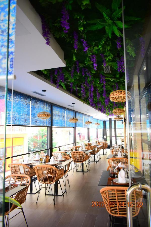 Carpe Diem Apartments-Hotel Shengjin Bagian luar foto